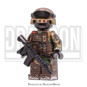 MINIFIGURE - French Soldier during NATO PIKNE Military exercise #02